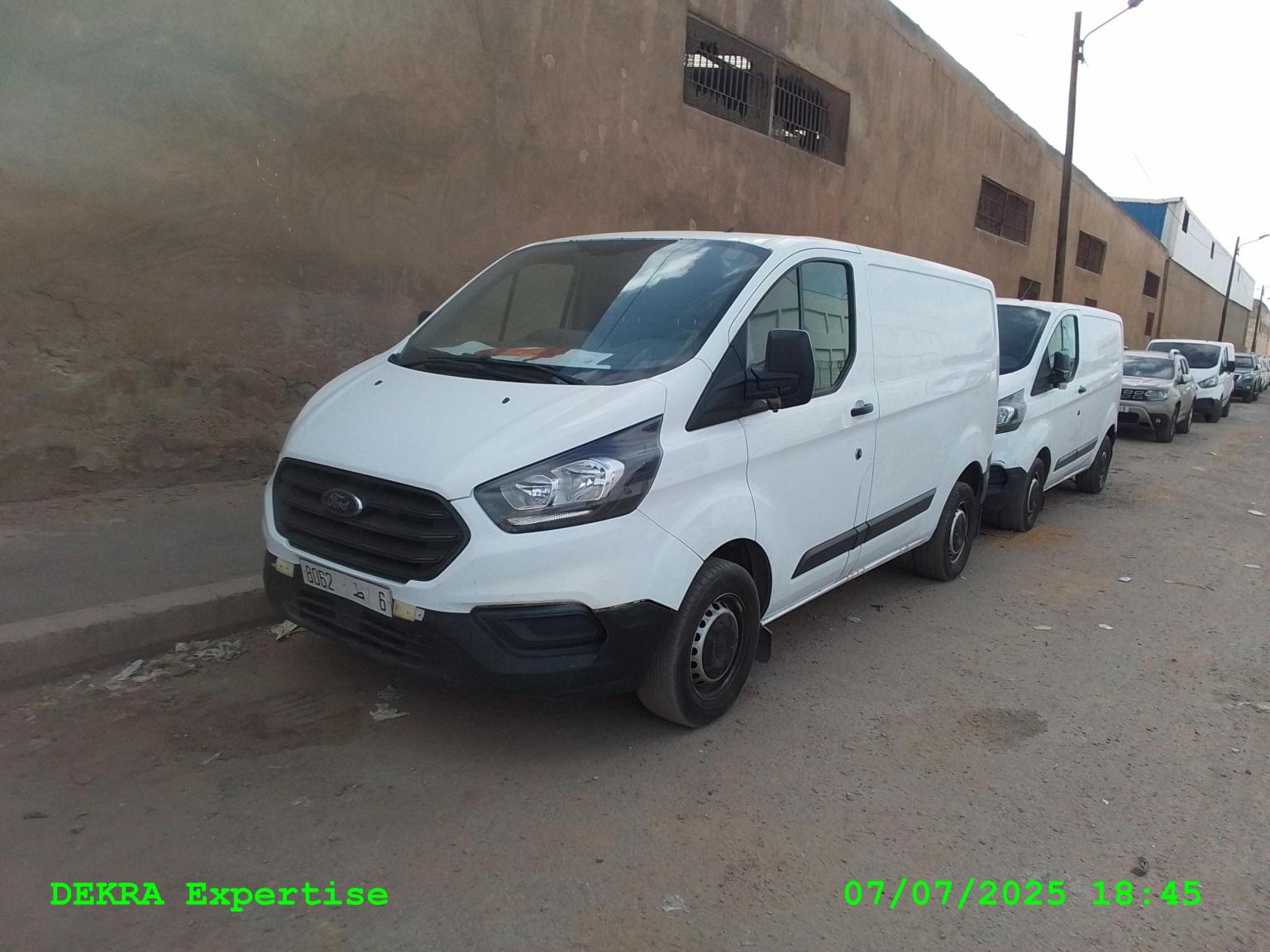FOURGON TRANSIT L1H1